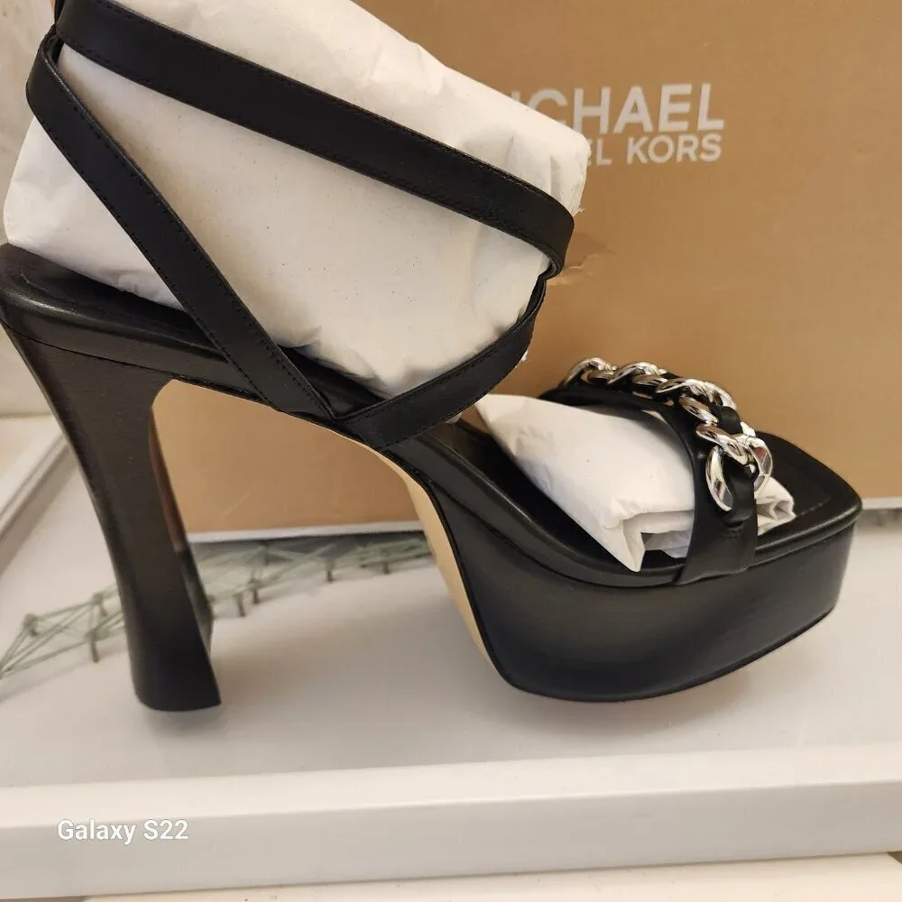 NWT Michael Kors Black Paola Chain Platform Black Leather 9.5. NIB - Picture 5 of 14